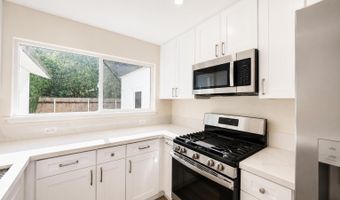742 Ruth St, Carson City, NV 89701
