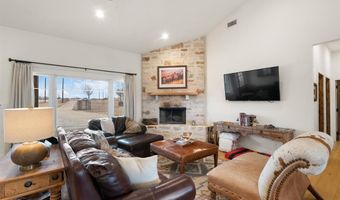 800 Fox Rd, Millsap, TX 76066