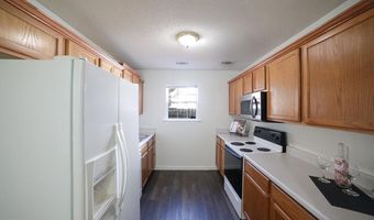 1460 Towne Square Ter, Athens, GA 30607