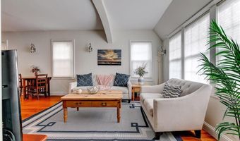 9 Waites Wharf 1, Newport, RI 02840