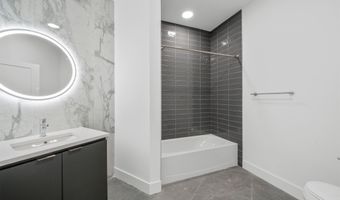 17 AVENUE E 302, Bayonne, NJ 07002