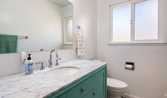 2475 Melbrook Way, Santa Rosa, CA 95405