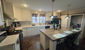 3772 Promise Land Rd, Appomattox, VA 24522