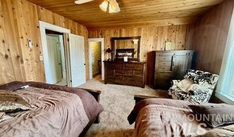 407 1st St, Asotin, WA 99402