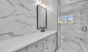 20 Hannah Lee Rd, Barnegat, NJ 08005