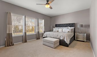 3 Moonlight Dr, Barnegat, NJ 08005