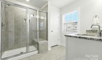 607 Santa Clara Dr, Asheville, NC 28806