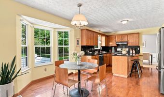 1438 Newell Ct, Columbus, OH 43228