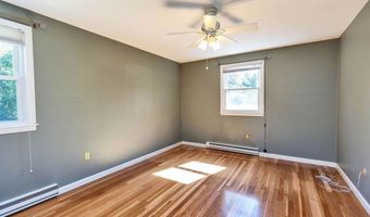 377 High St, Candia, NH 03034