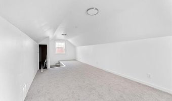 9684 Fox Ave, Allen Park, MI 48101