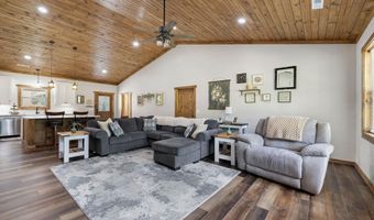 1897 White Oak Rd, Albertville, AL 35950