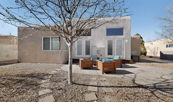 1212 Calle Del Sol NE, Albuquerque, NM 87106