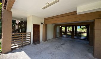 1979 KALANIANAOLE St, Hilo, HI 96720