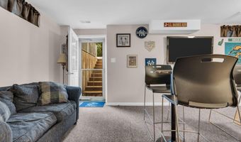 12 Brittany Dr, Bayville, NJ 08721