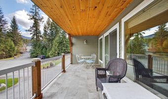 33885 N Moonbeam Ct, Bayview, ID 83803