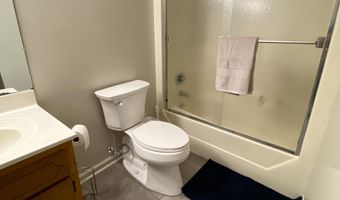 901 Heather Trl, Aberdeen, NC 28315