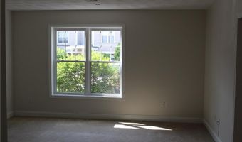 200 Roger Williams Ave 409, East Providence, RI 02916