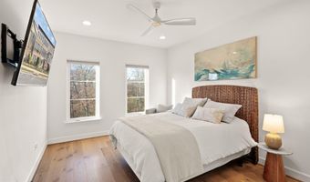 20254 NORTHPARK Dr, Ashburn, VA 20147