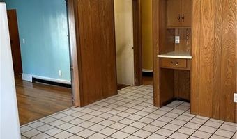 25 Pensaukee Ave, North Providence, RI 02911