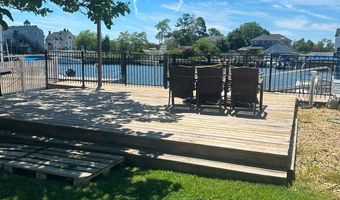 35 Shore Rd, Amityville, NY 11701