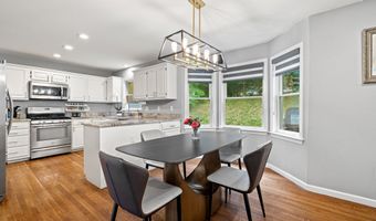 489 Hoyt St, Darien, CT 06820