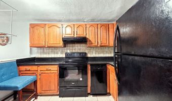 10 Coffey St 25, Boston, MA 02122