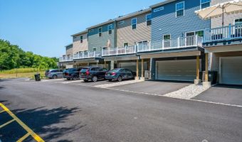 220 Anchor Way, Aberdeen, NJ 07721