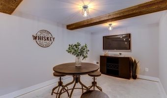 934 19TH St S, Arlington, VA 22202