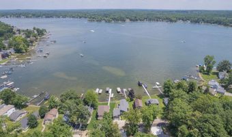 8210 Clarks, Addison, MI 49220
