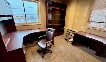 1090 New London Ave 5, Cranston, RI 02920