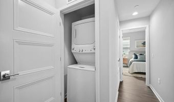 307 West St 103, Oceanside, CA 92054