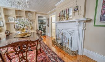 18 Waldo Ave, Belfast, ME 04915