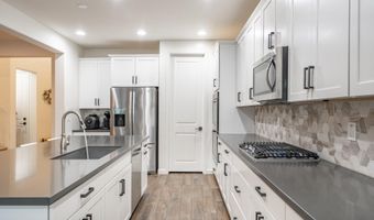 923 W YELLOWSTONE Way, Chandler, AZ 85248