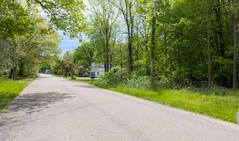 202 Lowe St, Allegan, MI 49010
