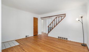 9885 Hubert Ave, Allen Park, MI 48101