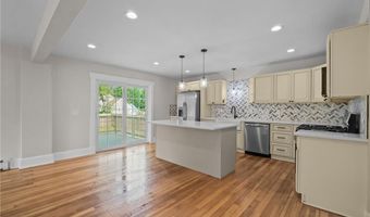 60 Highland Ave, Cumberland, RI 02864