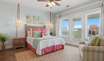 1009 Fiji Dr, Rockport, TX 78382