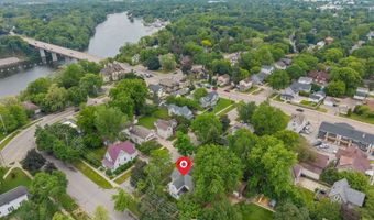 719 S STATE St, Appleton, WI 54911