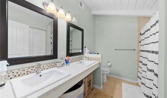 2220 Dippon Ln, Escondido, CA 92027