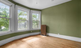 12 E Summer St, Bangor, ME 04401