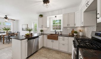 11857 S Lawler Ave, Alsip, IL 60803