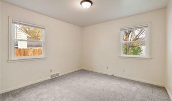 1605 6th St SE, Austin, MN 55912