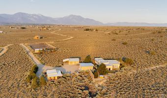 169 Coyote Loop, Arroyo Hondo, NM 87513