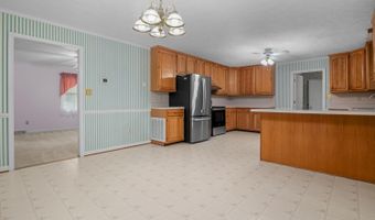 53 Woodlake Cir, Altavista, VA 24517