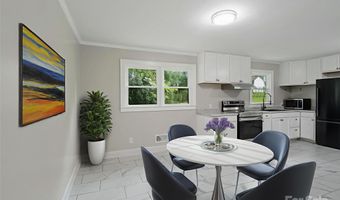 1806 Kingsley Dr, Albemarle, NC 28001