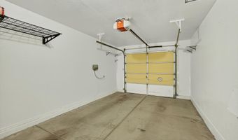 6831 S OAKMONT Dr, Chandler, AZ 85249