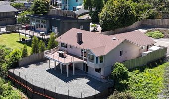 318 DEL NORTE Ln, Brookings, OR 97415