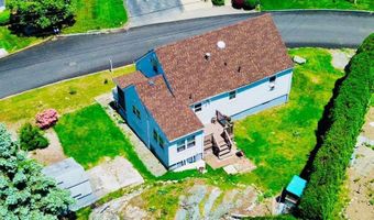 4 Heritage Cir, Johnston, RI 02919