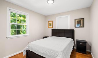 5801 DEVONSHIRE Dr, Bethesda, MD 20816