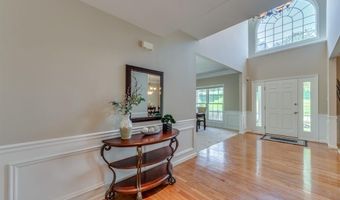 1515 Dietrich Glen Dr, Ballwin, MO 63021